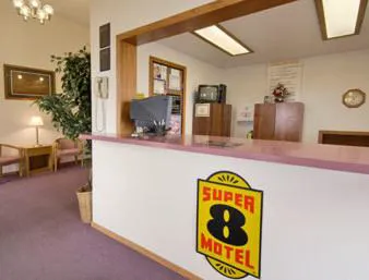 Super 8 by Wyndham Miller hotel detail image 4