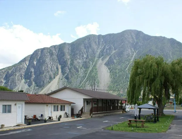 Elks Motel hotel detail image 1