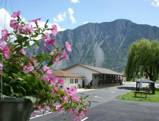 Elks Motel hotel detail image 3