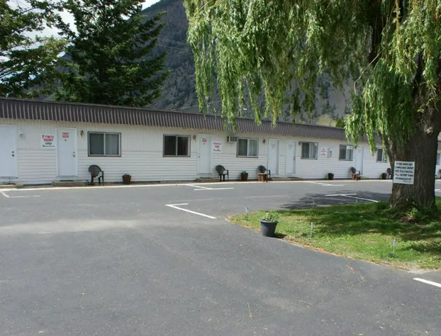 Elks Motel hotel detail image 4