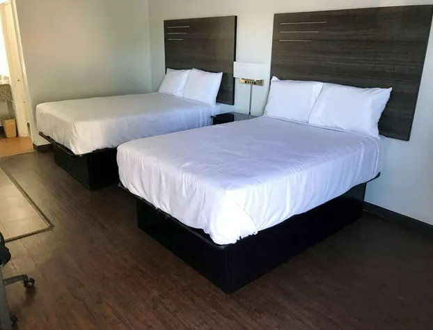 Suburban Studios North Charleston I-526 hotel detail image 3