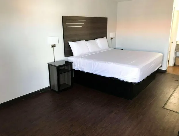 Suburban Studios North Charleston I-526 hotel detail image 4