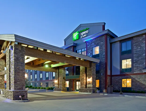 Holiday Inn Express Hotel & Suites Brainerd-Baxter by IHG hotel detail image 1