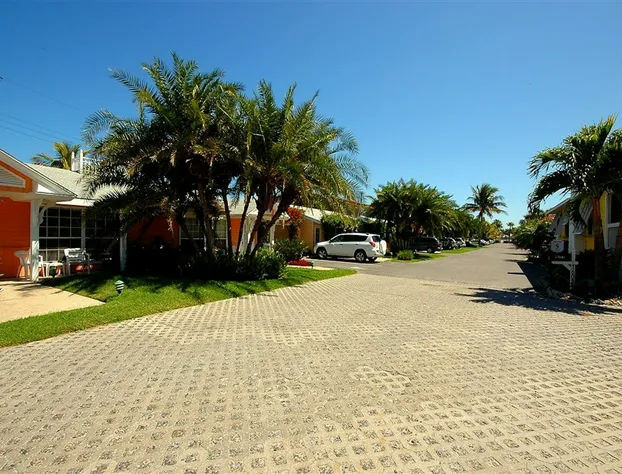 Tradewinds Beach Resort hotel detail image 3