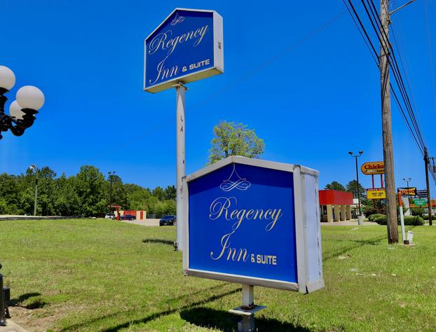 Regency Inn & Suites hotel detail image 1