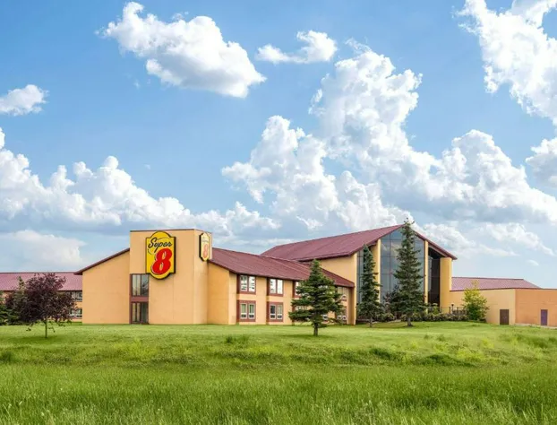 Super 8 by Wyndham Sherwood Park/Edmonton Area hotel detail image 4