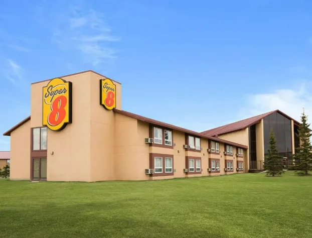 Super 8 by Wyndham Sherwood Park/Edmonton Area hotel detail image 3