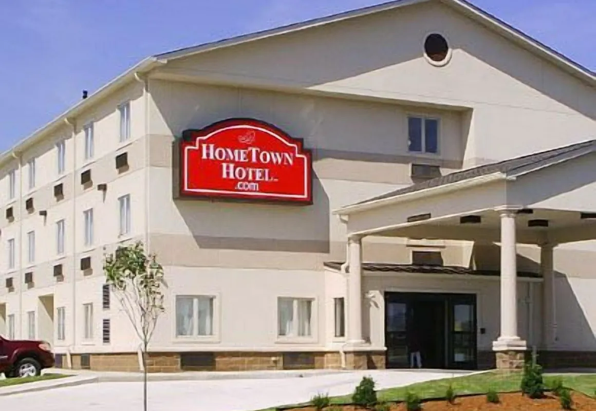 HomeTown Hotel Bryant hotel hero