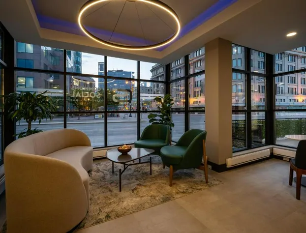 Holiday Inn & Suites Winnipeg Downtown by IHG hotel detail image 4