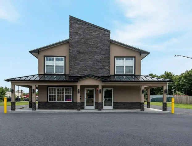 Americas Best Value Inn Farmington hotel detail image 1