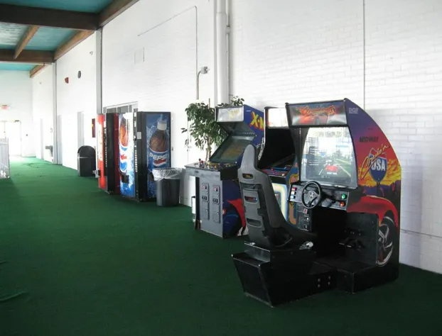 Howard Johnson by Wyndham Benton Harbor/St. Joseph hotel detail image 3