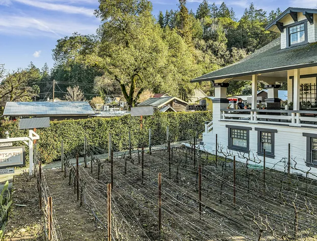 Craftsman Inn hotel detail image 4