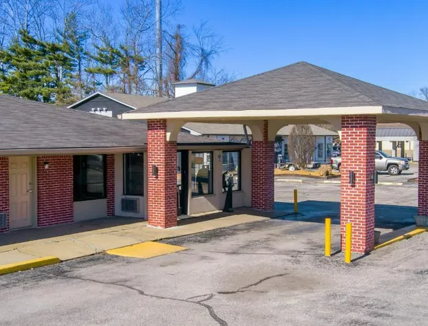 Travelodge by Wyndham Jackson I-40 Exit 82 hotel detail image 1