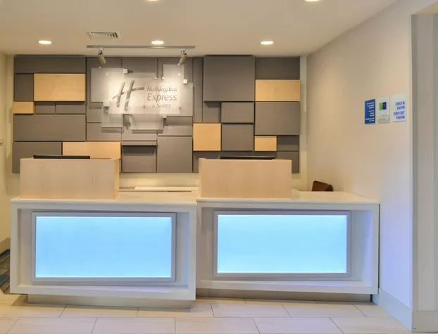 Holiday Inn Express and Suites Stevens Point by IHG hotel detail image 3