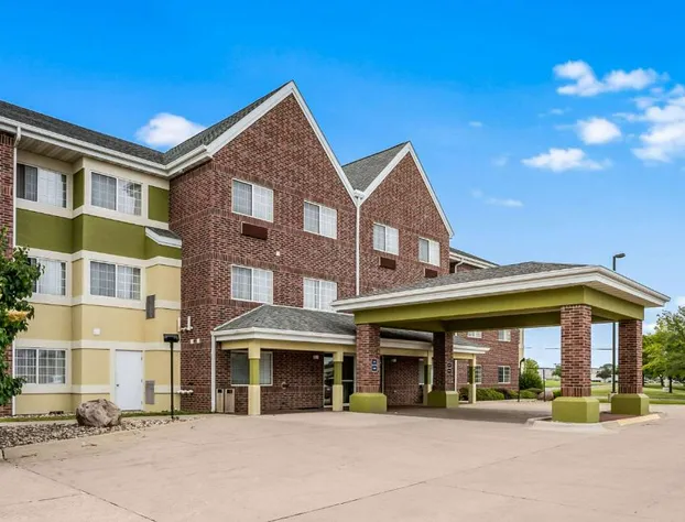 MainStay Suites Cedar Rapids North - Marion hotel detail image 2