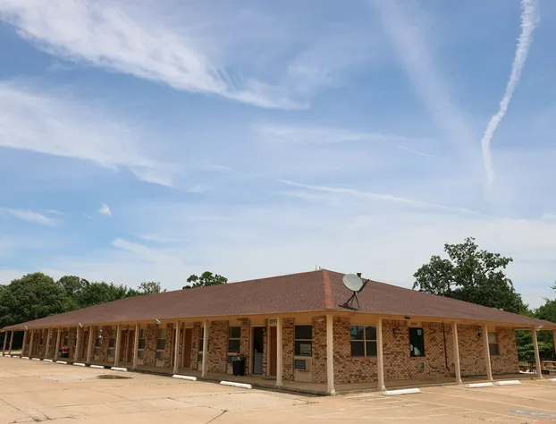 Van Inn hotel detail image 3