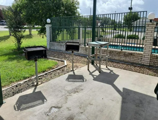 OYO Hotel Yoakum West hotel detail image 3