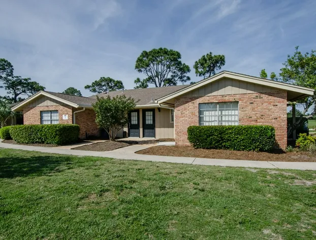 Cottages on the Green hotel detail image 1