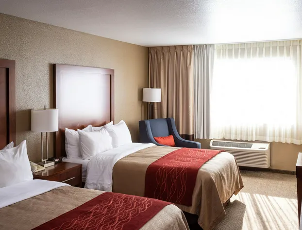 Comfort Inn River's Edge hotel detail image 1