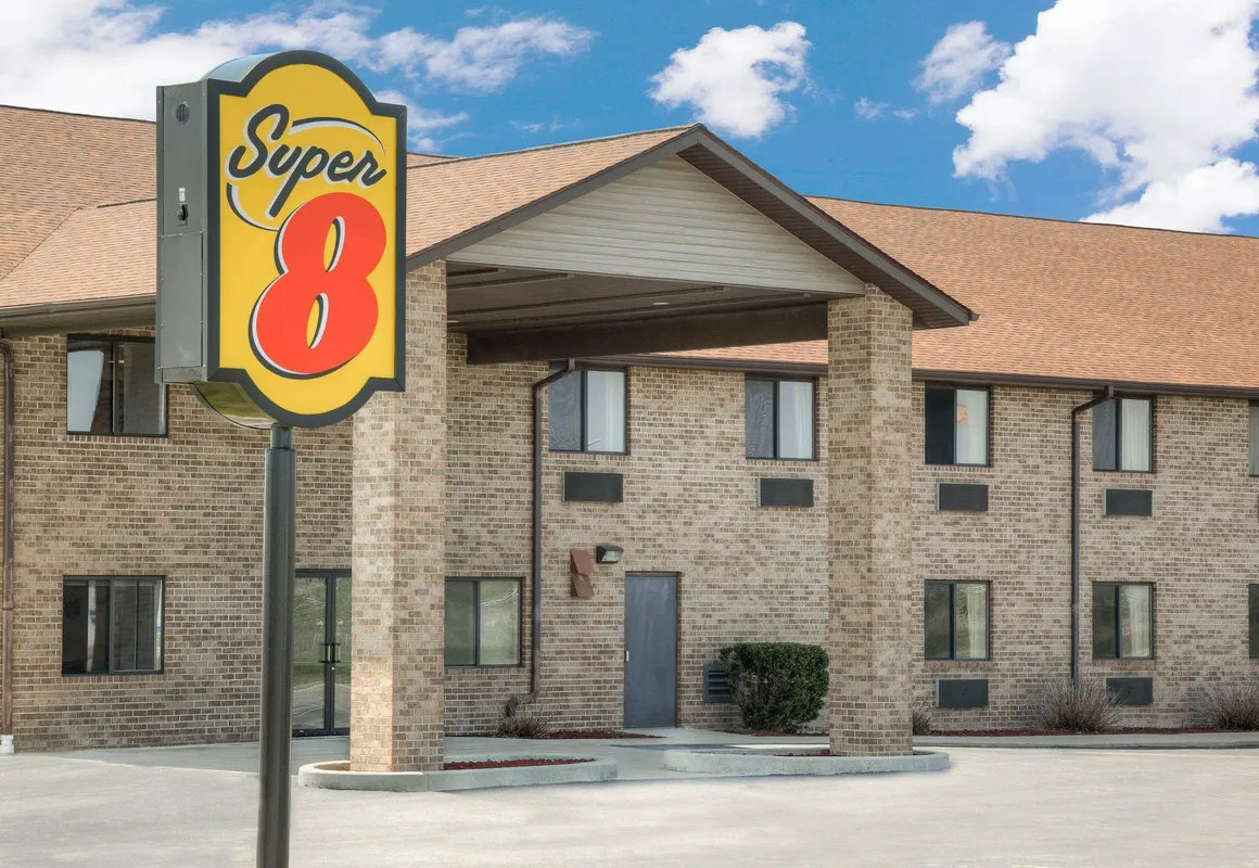 Super 8 by Wyndham Gas City Marion Area hotel hero