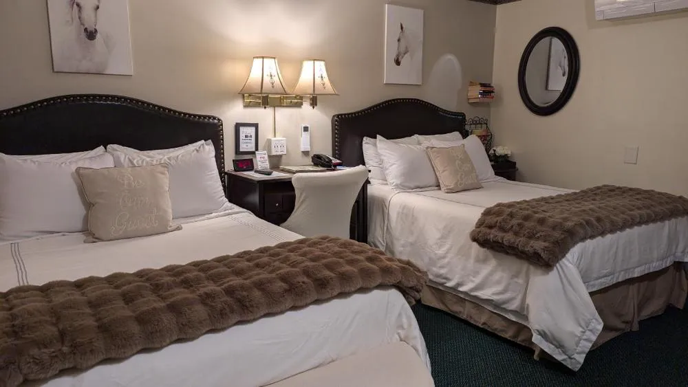 Amherst Inn - Virginia hotel hero