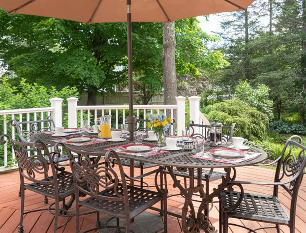 Sinclair Inn Bed and Breakfast hotel detail image 1