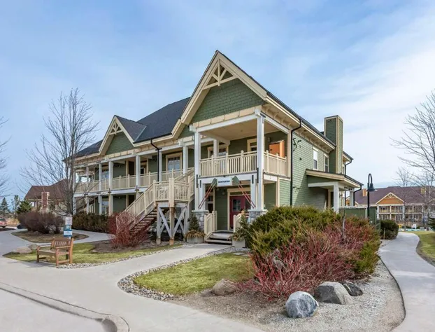 Hilton Grand Vacations Club Blue Mountain Canada hotel detail image 4