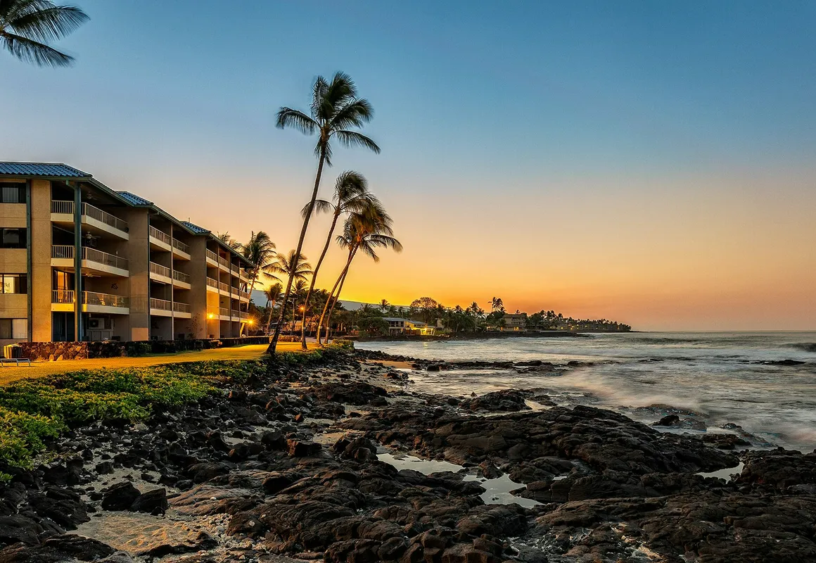 Castle Kona Reef a Condominium Resort hotel hero