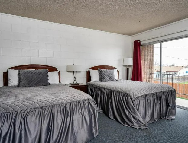 M&M Motel hotel detail image 4