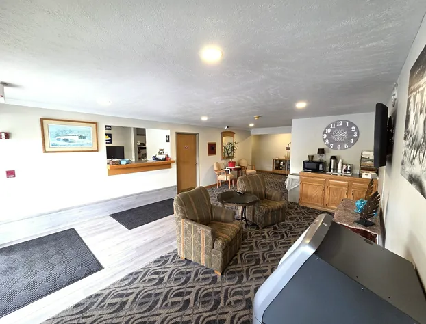 Mountaineer Inn hotel detail image 2