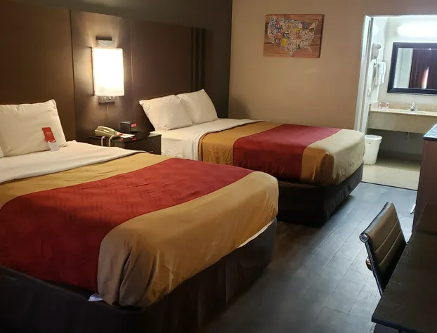 Econo Lodge hotel detail image 2