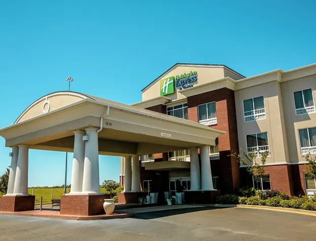 Holiday Inn Express Hotel & Suites Brookhaven by IHG hotel detail image 1