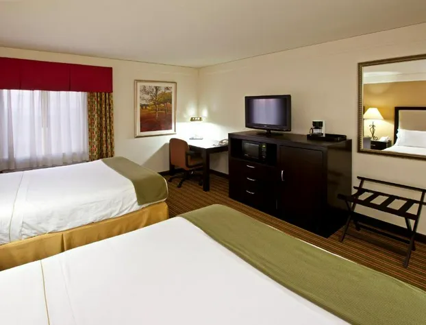 Baymont by Wyndham Litchfield hotel detail image 2