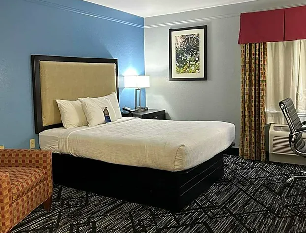 Baymont by Wyndham Litchfield hotel detail image 4