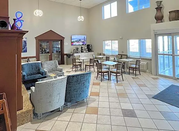 Baymont by Wyndham Litchfield hotel detail image 2