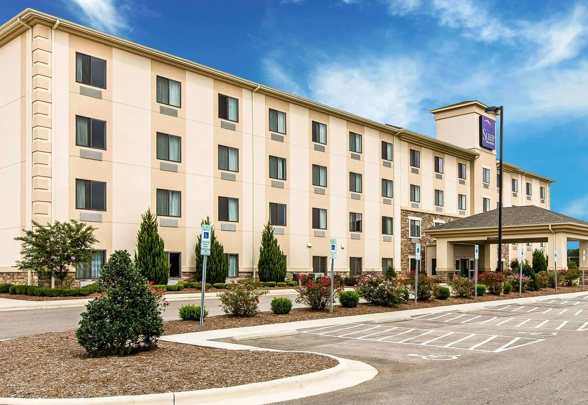 Sleep Inn & Suites Mount Olive North hotel hero