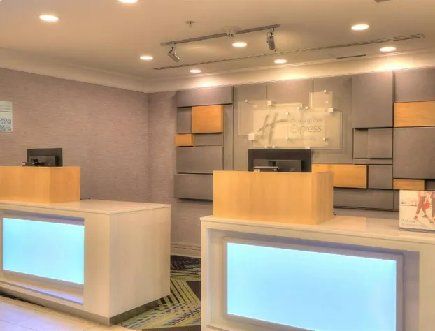 Holiday Inn Express Hotel & Suites Mobile/Saraland by IHG hotel detail image 3