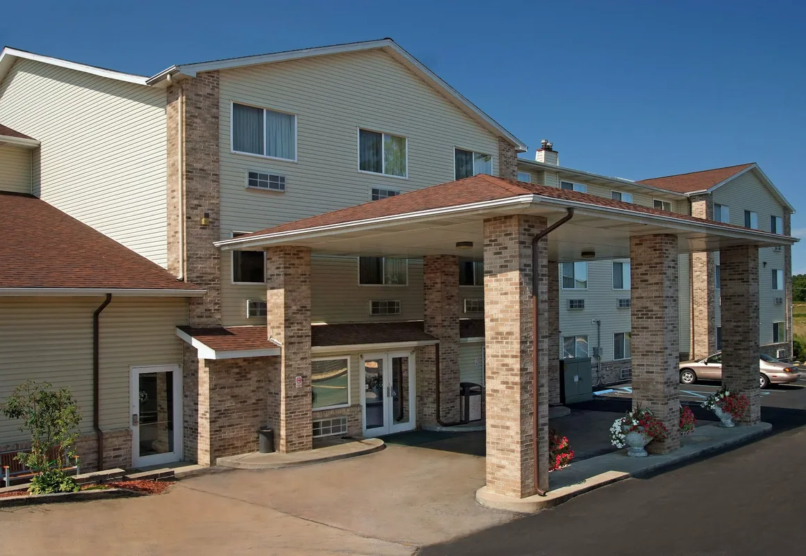 Red Roof Inn Osage Beach - Lake of the Ozarks hotel hero