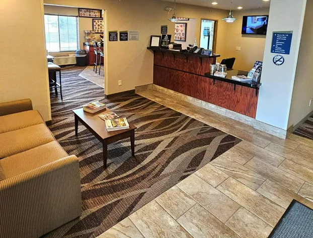 Cobblestone Inn & Suites - Clintonville hotel detail image 4