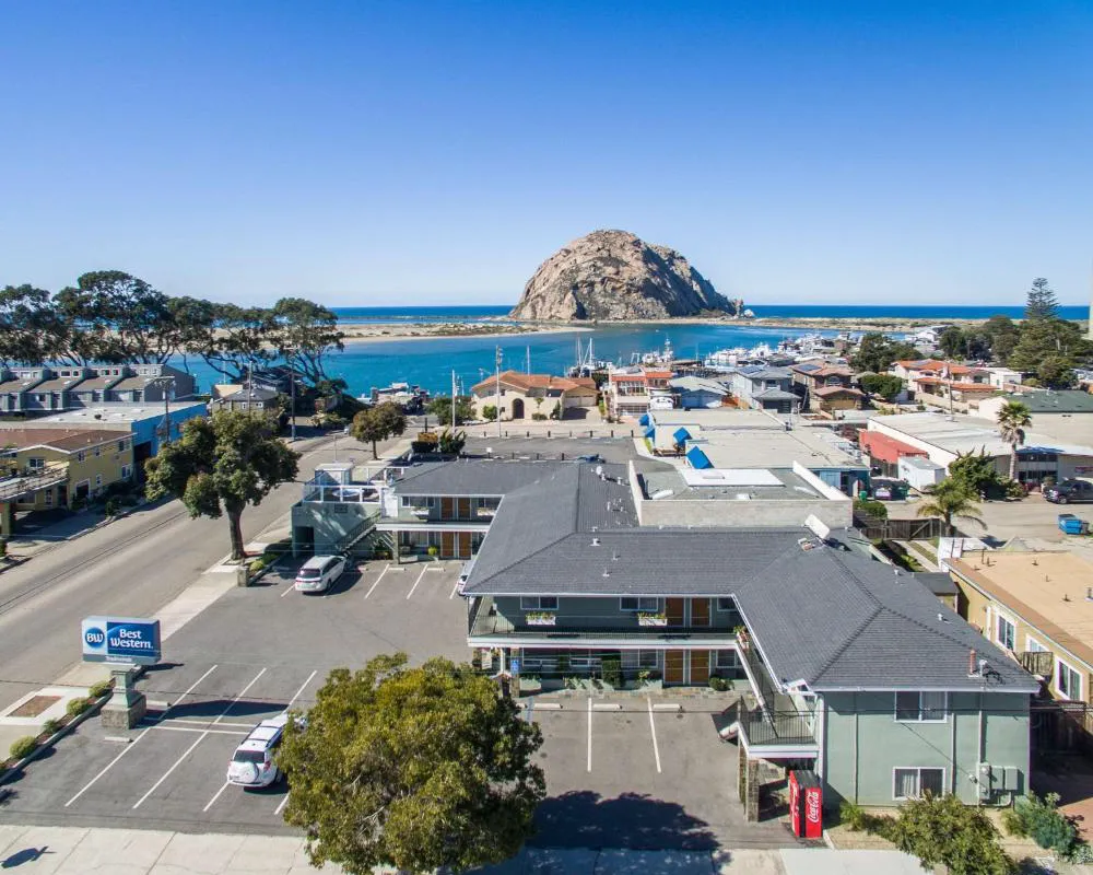 Best Western Tradewinds hotel hero