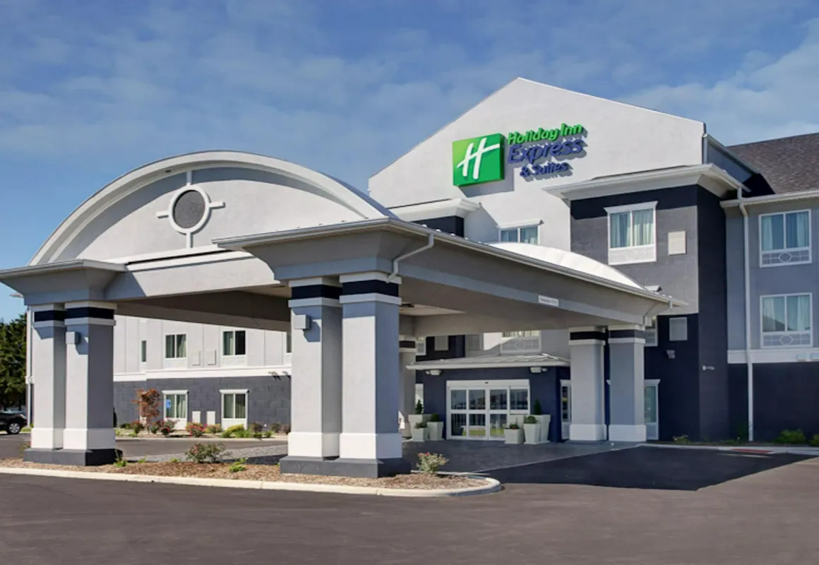 Holiday Inn Express Hotel & Suites NORTH FREMONT by IHG hotel hero