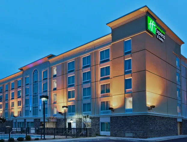 Holiday Inn Express Hotel & Suites Jackson NE by IHG hotel detail image 1