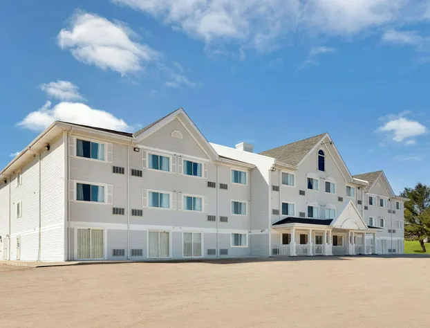 Ramada by Wyndham Miramichi New Brunswick hotel detail image 2