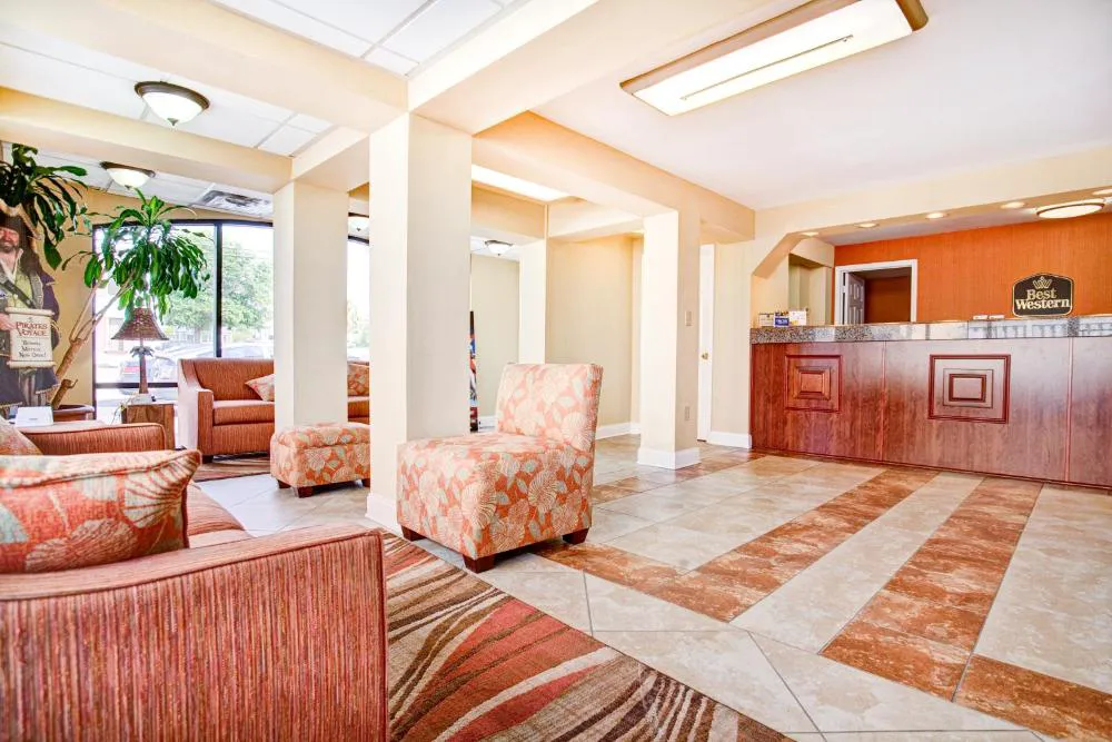 Best Western Ocean Sands Beach Resort hotel hero