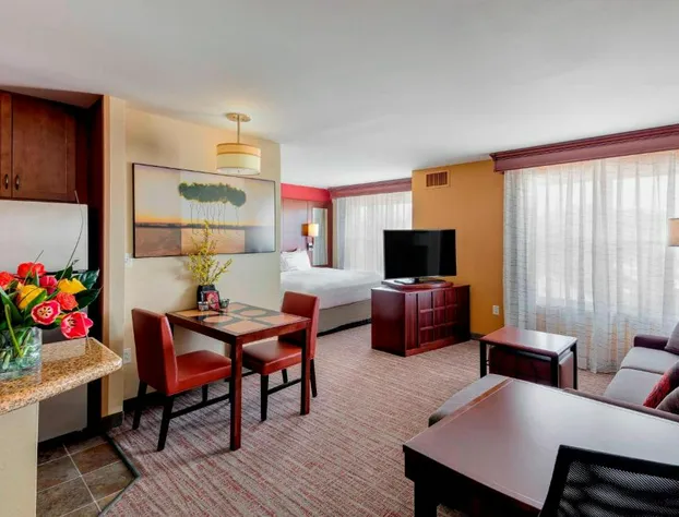 Residence Inn by Marriott Auburn hotel detail image 4