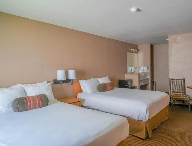 Whitewater Inn hotel detail image 4