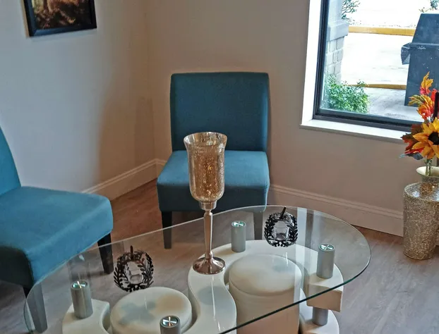 Clarion Pointe Evansville North hotel detail image 4