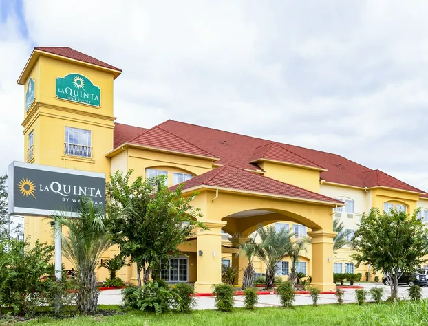 La Quinta Inn & Suites by Wyndham Livingston hotel detail image 4