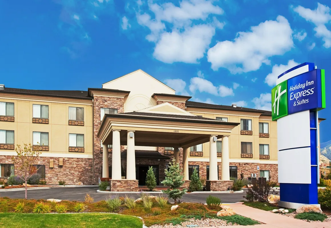 Holiday Inn Express & Suites Tooele by IHG hotel hero