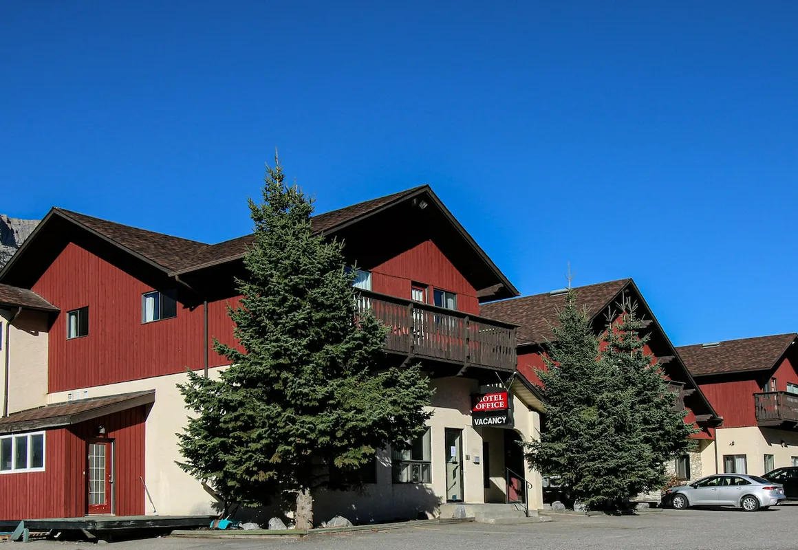 Bighorn Inn & Suites hotel hero